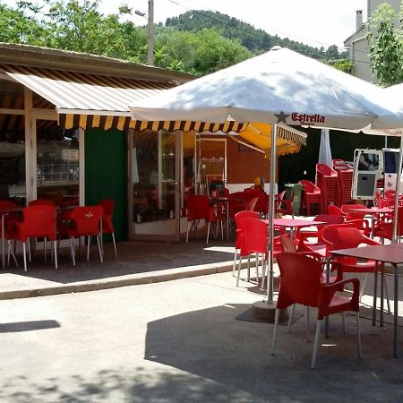 Albergue Valderrobres Auto Check-In מראה חיצוני תמונה