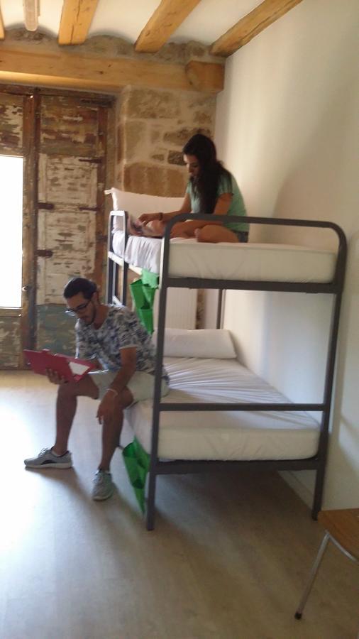 Albergue Valderrobres Auto Check-In מראה חיצוני תמונה