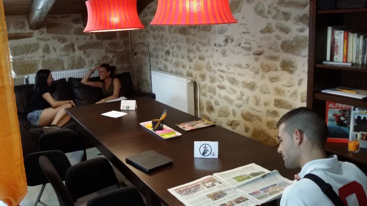 Albergue Valderrobres Auto Check-In מראה חיצוני תמונה