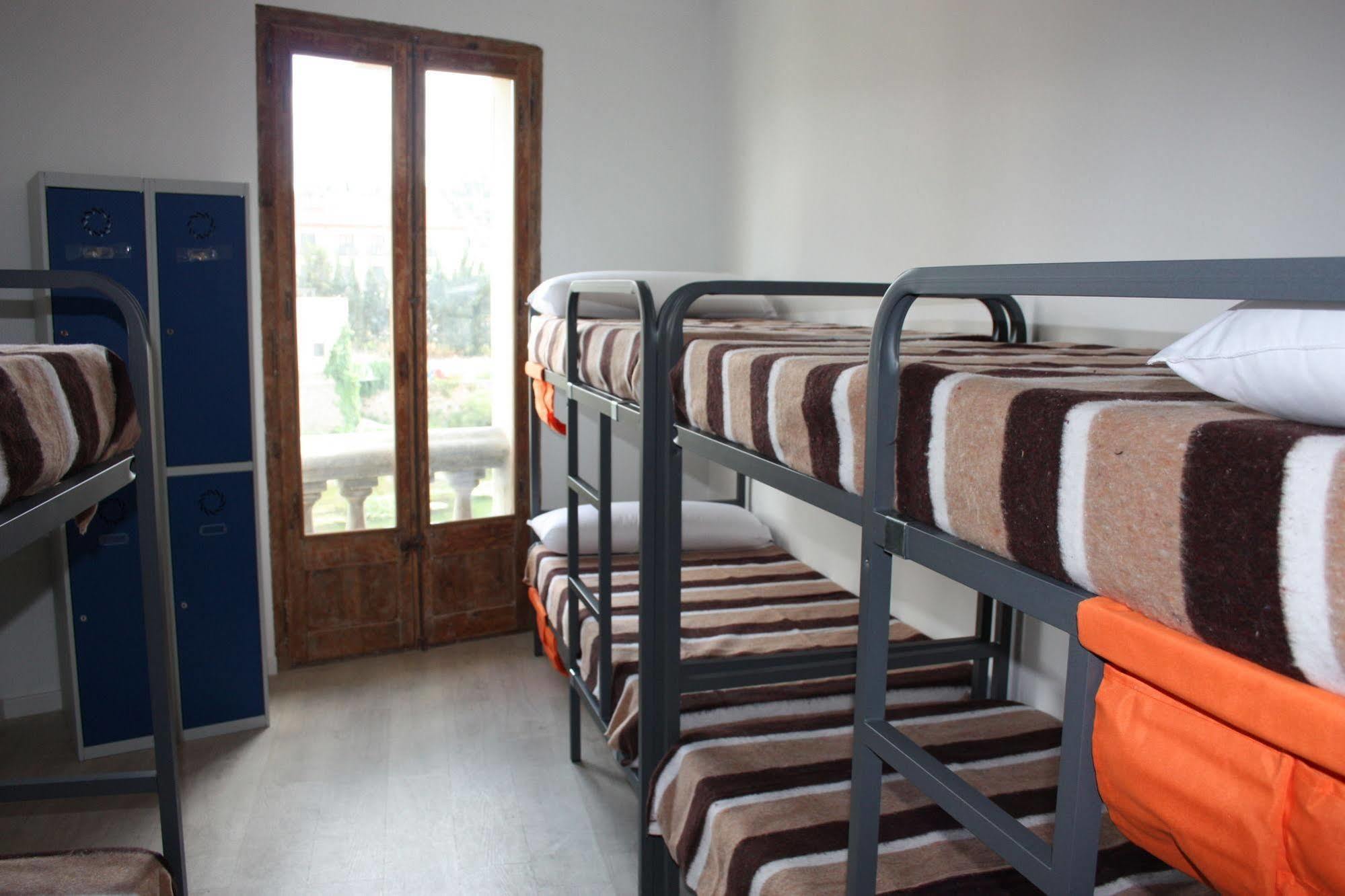 Albergue Valderrobres Auto Check-In מראה חיצוני תמונה