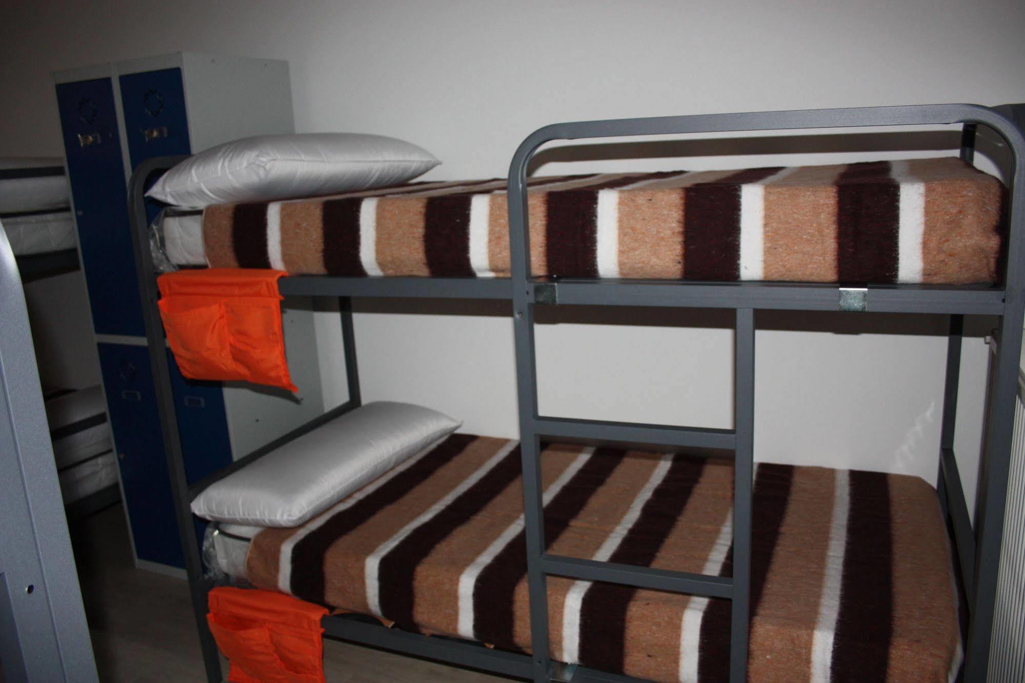 Albergue Valderrobres Auto Check-In מראה חיצוני תמונה